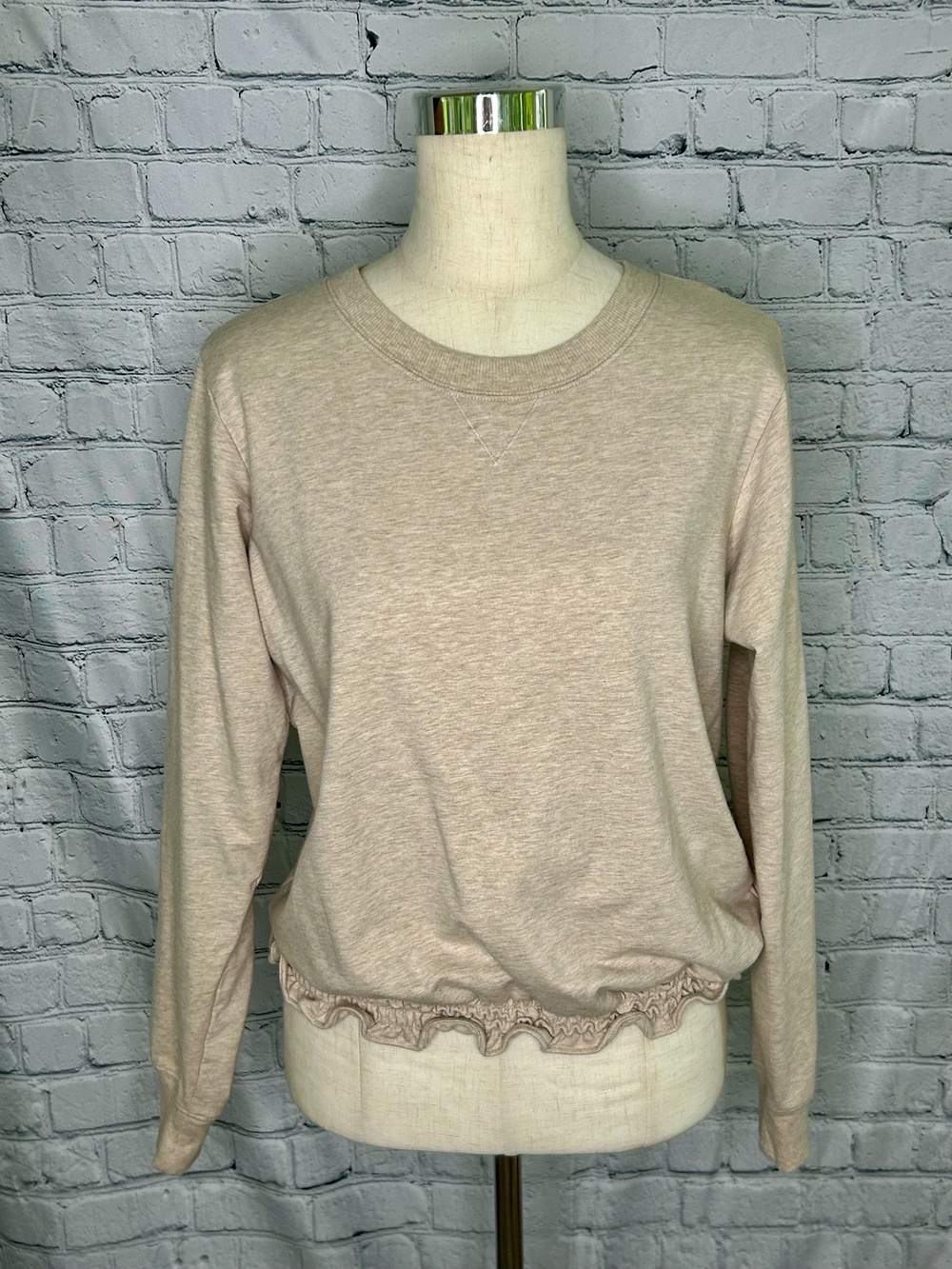 Michael Kors Women’s Medium Beige Ruffle Hem Sweatshirt Lightweight Pullover